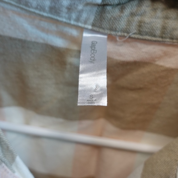 Womens Button Down Shirt - Picture 3 of 3